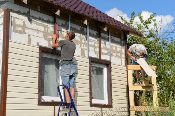 Cost of Handyman Siding Repair in Eden Prairie